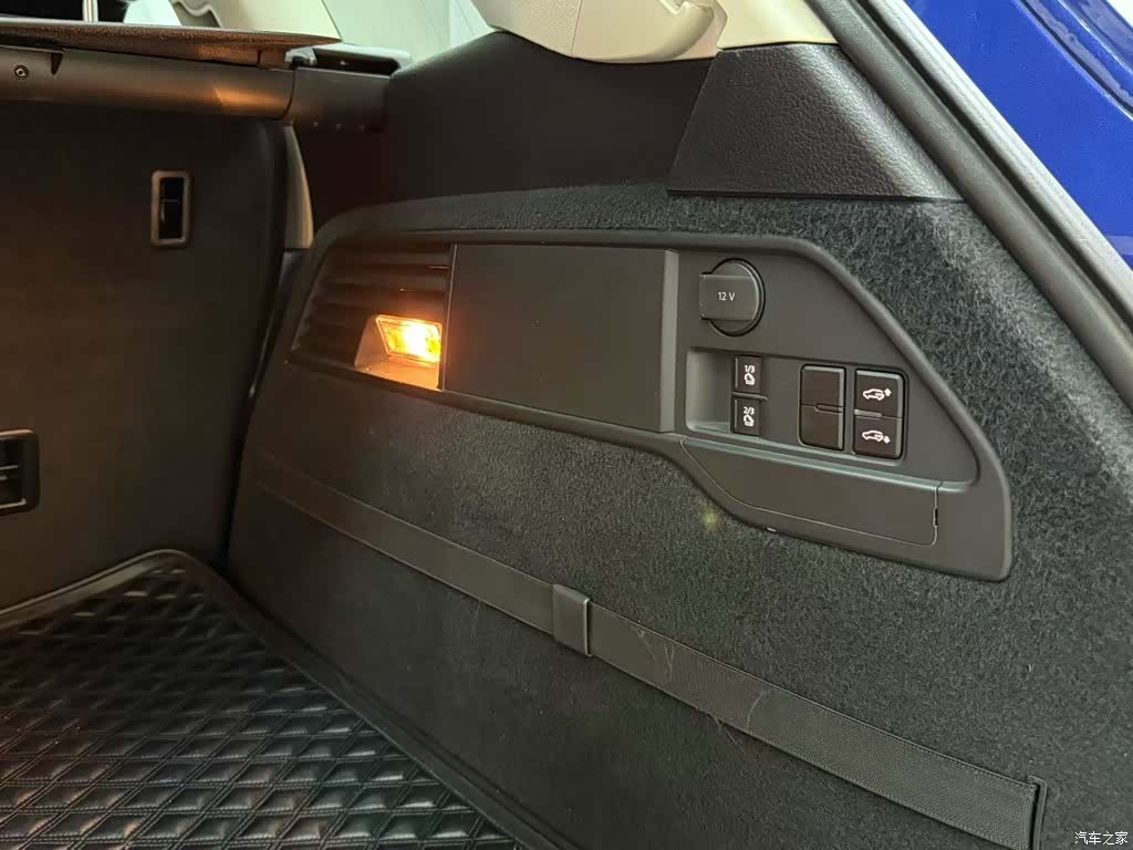 Volkswagen Touareg, 2017 7