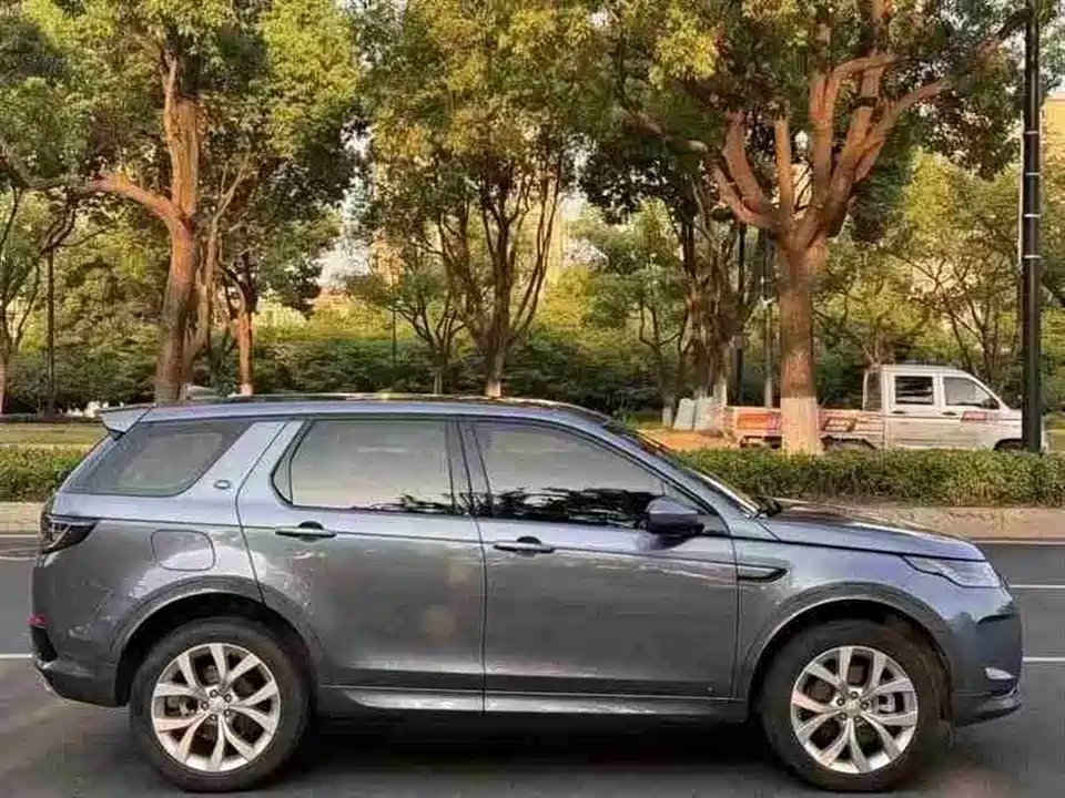 Land Rover Discover sports