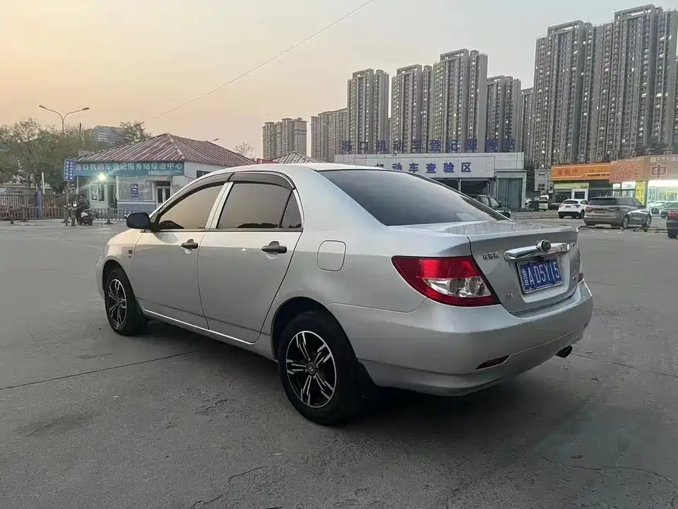 BYD F3