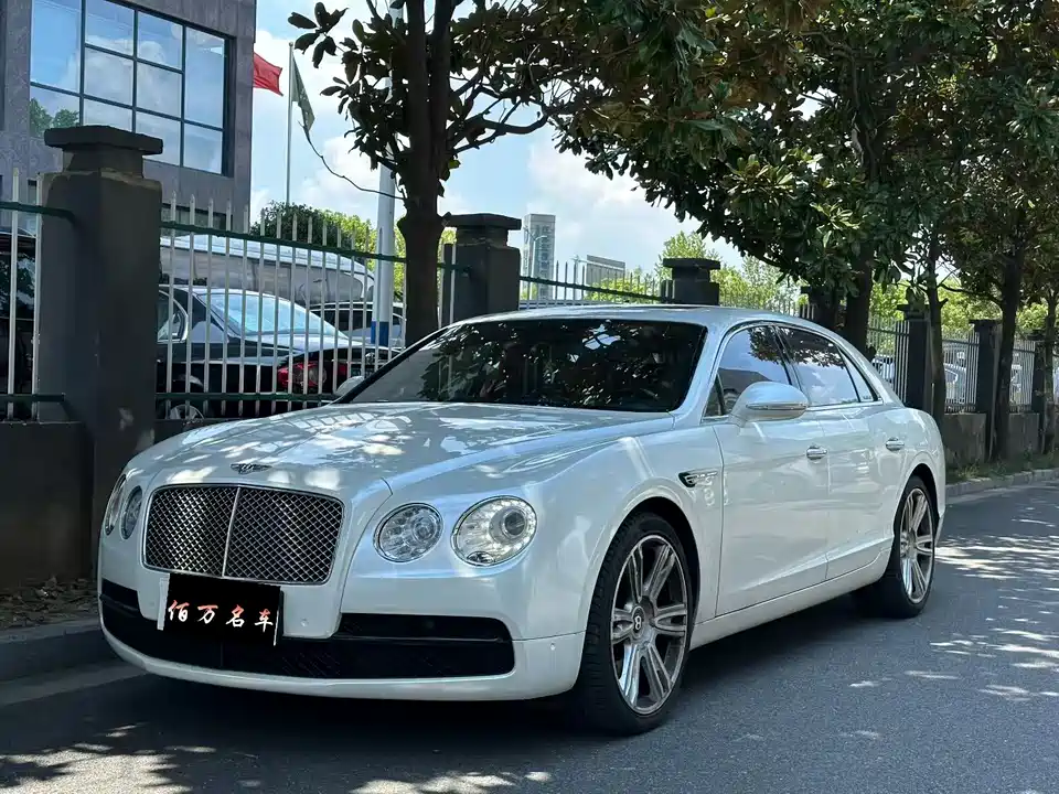 Bentley Flying