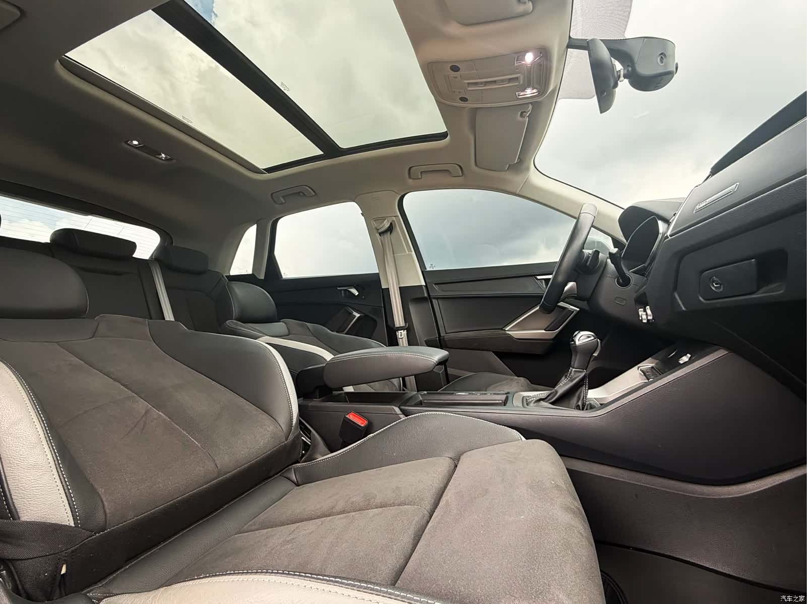 Audi Q3, 2023 14