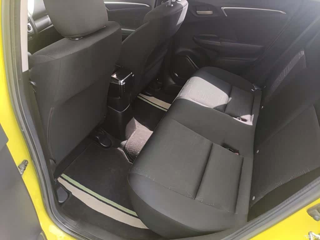 Honda Fit, 2016 13