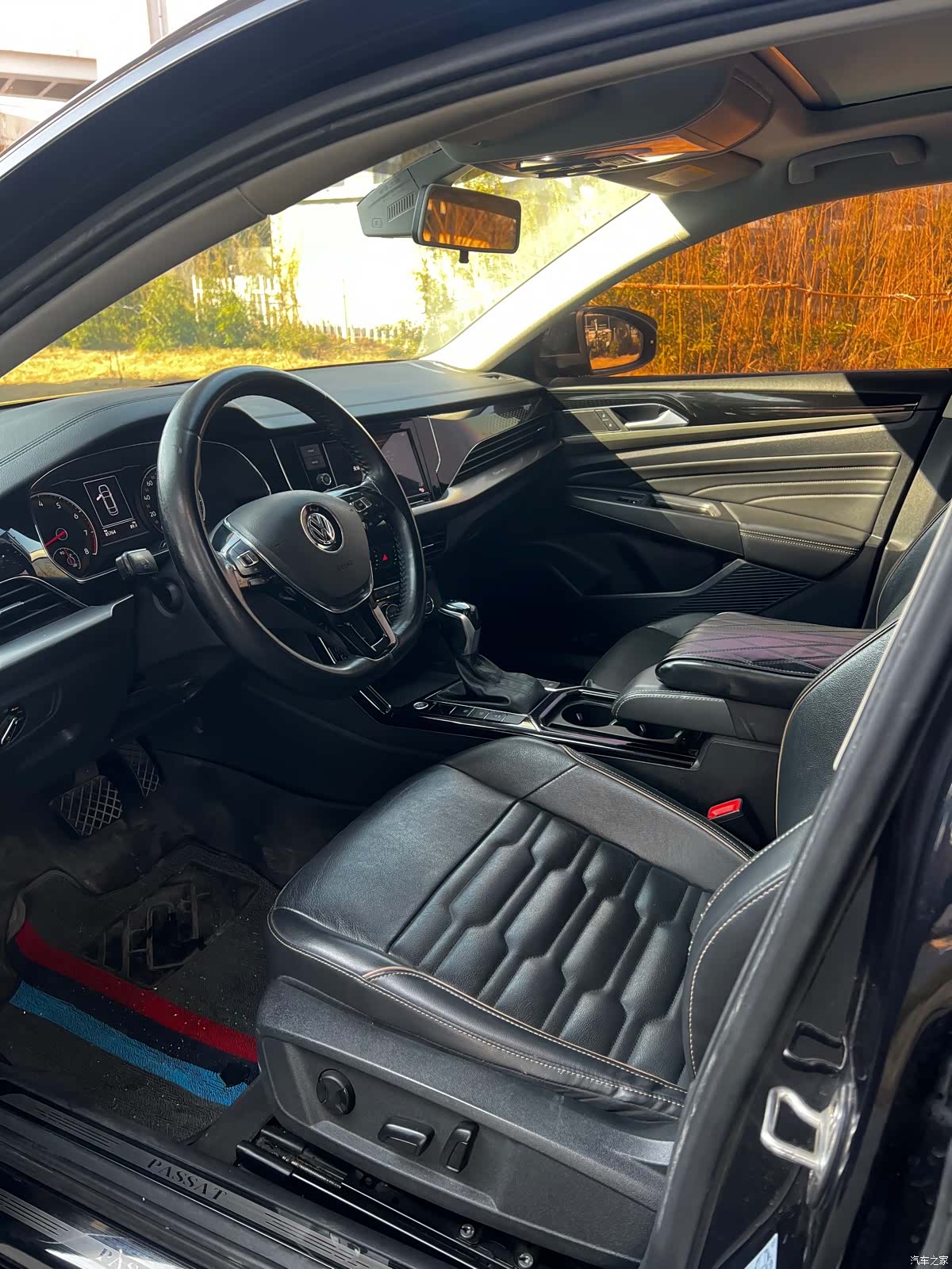 Volkswagen Passat, 2019 все фото