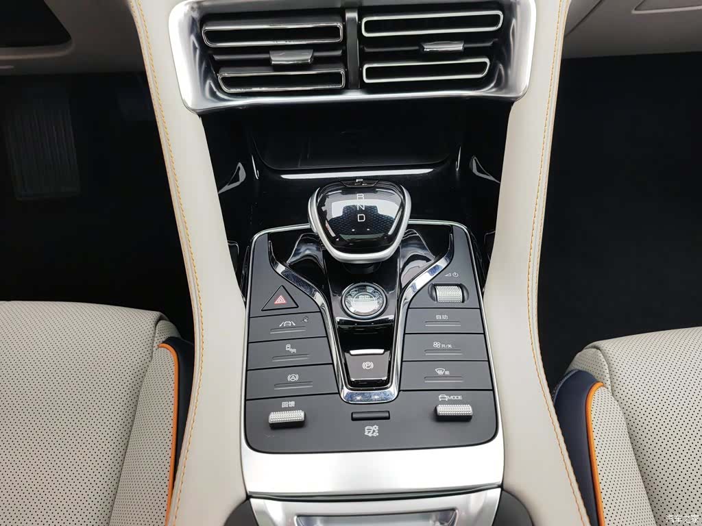 BYD Song, 2022 13