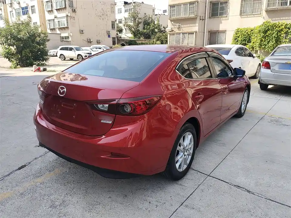 Mazda 3 Angkesaila