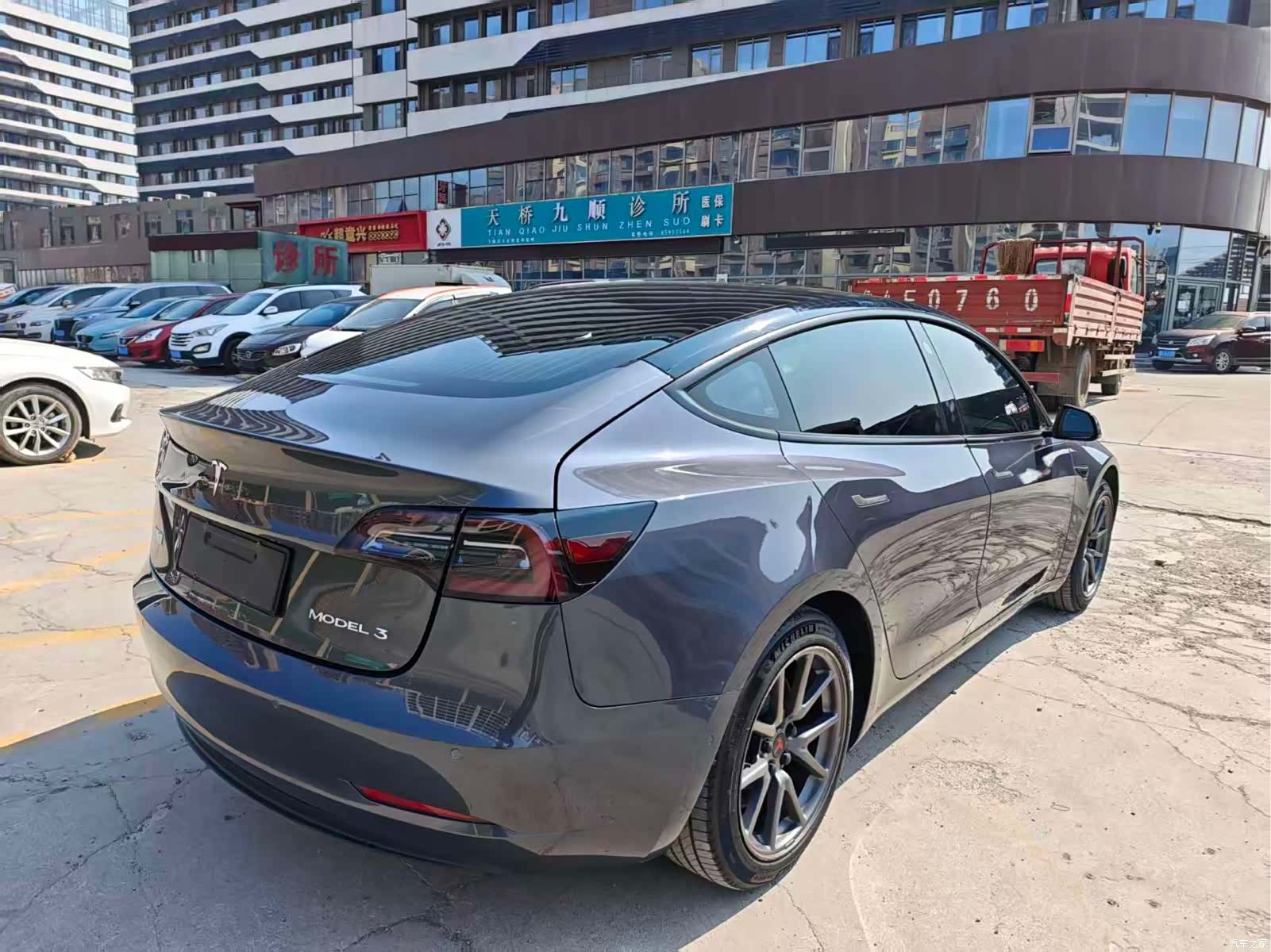 Tesla Model 3, 2020 все фото