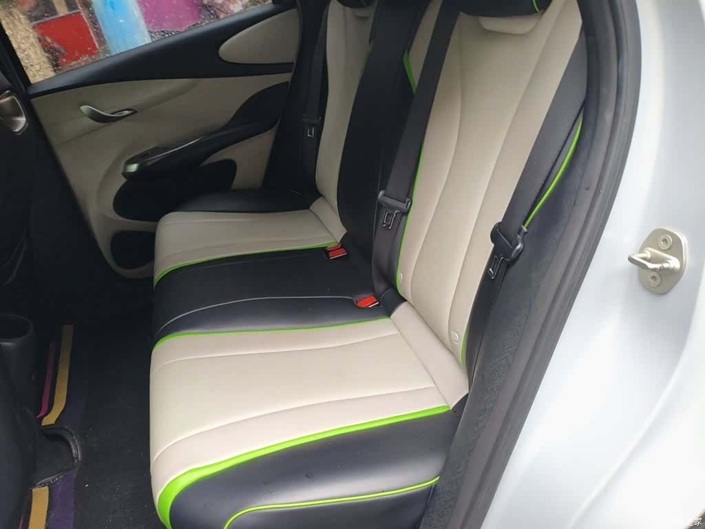 BYD Dolphin, 2022 15