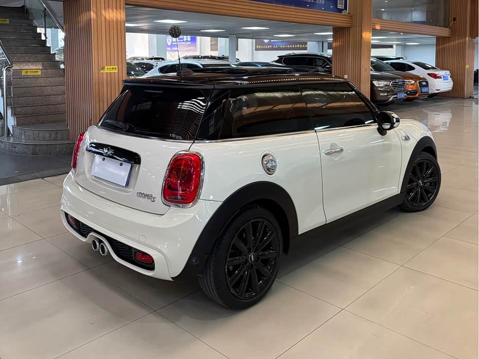 MINI MINI