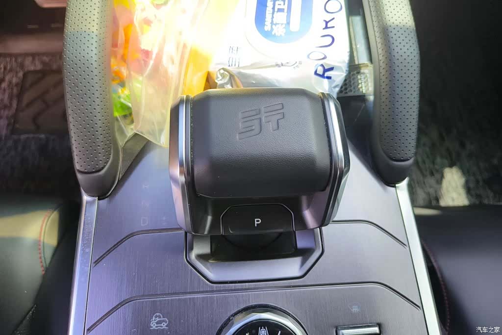 Jetour Traveller, 2024 16