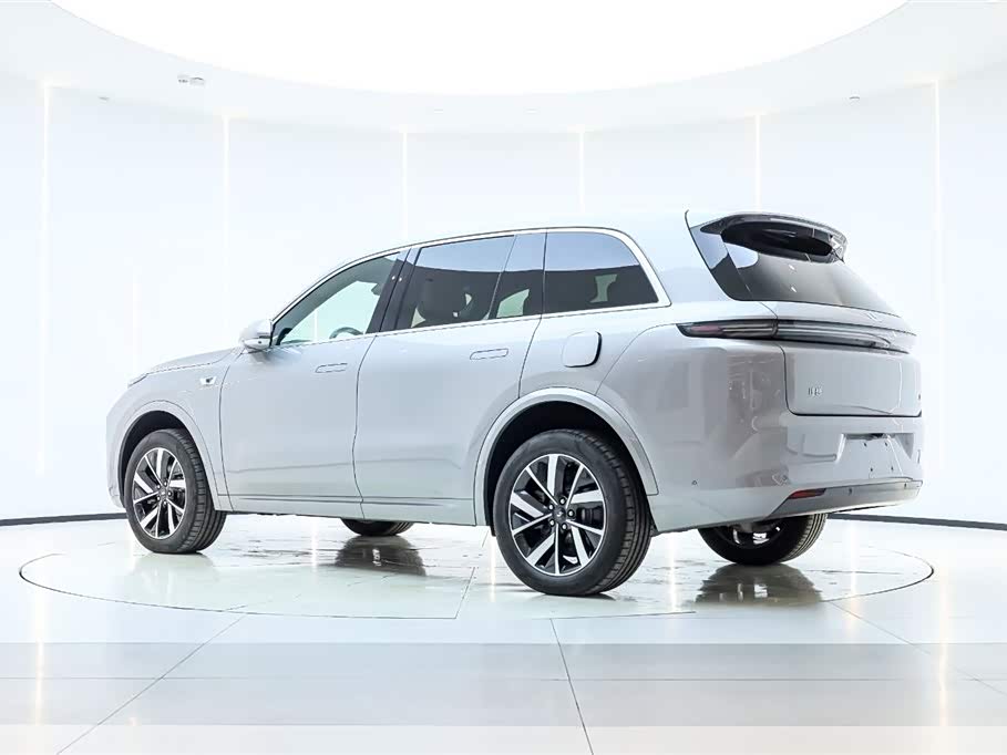 Li Auto Ideal L8