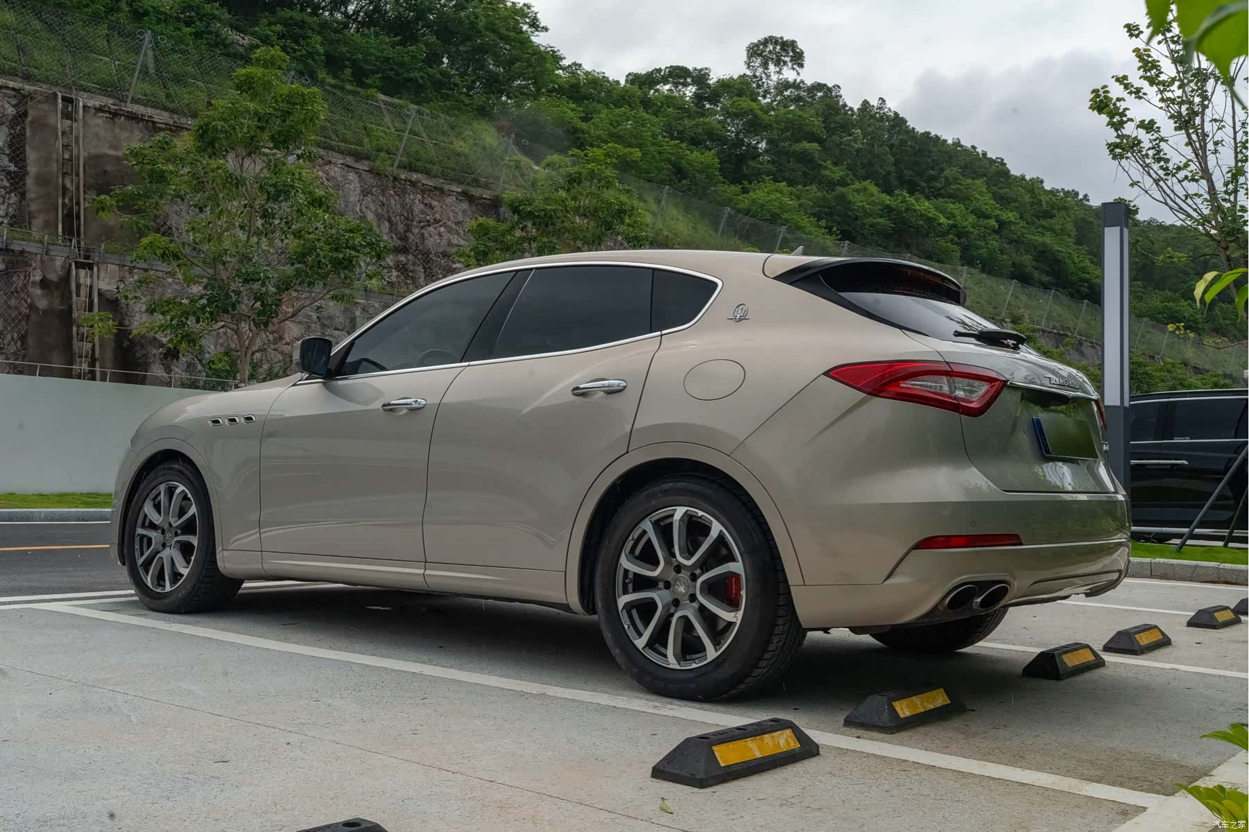 Maserati Levante, 2018 15