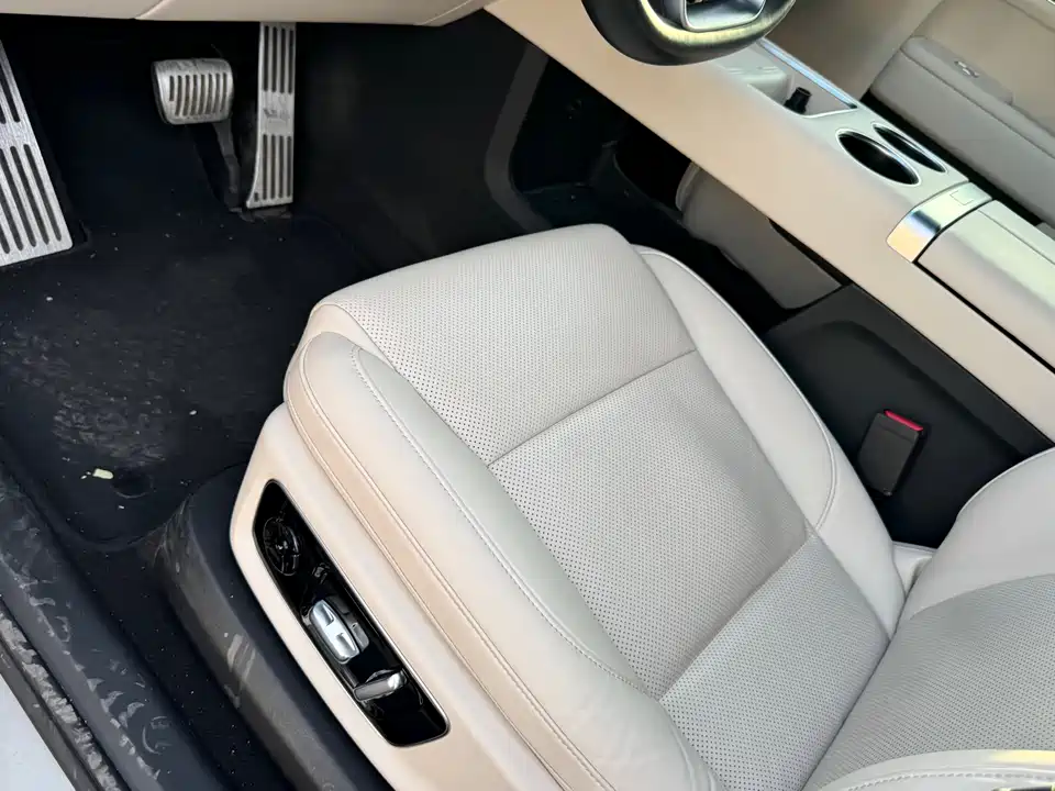 Li Auto Ideal L8