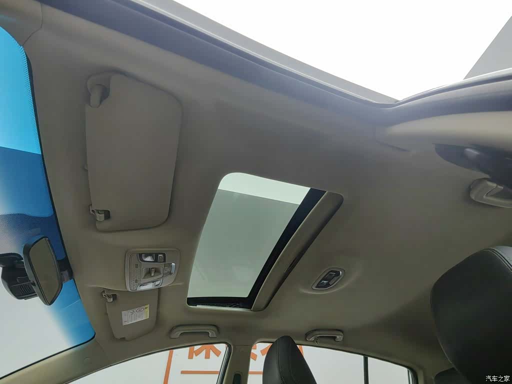 Geely S1, 2018 14