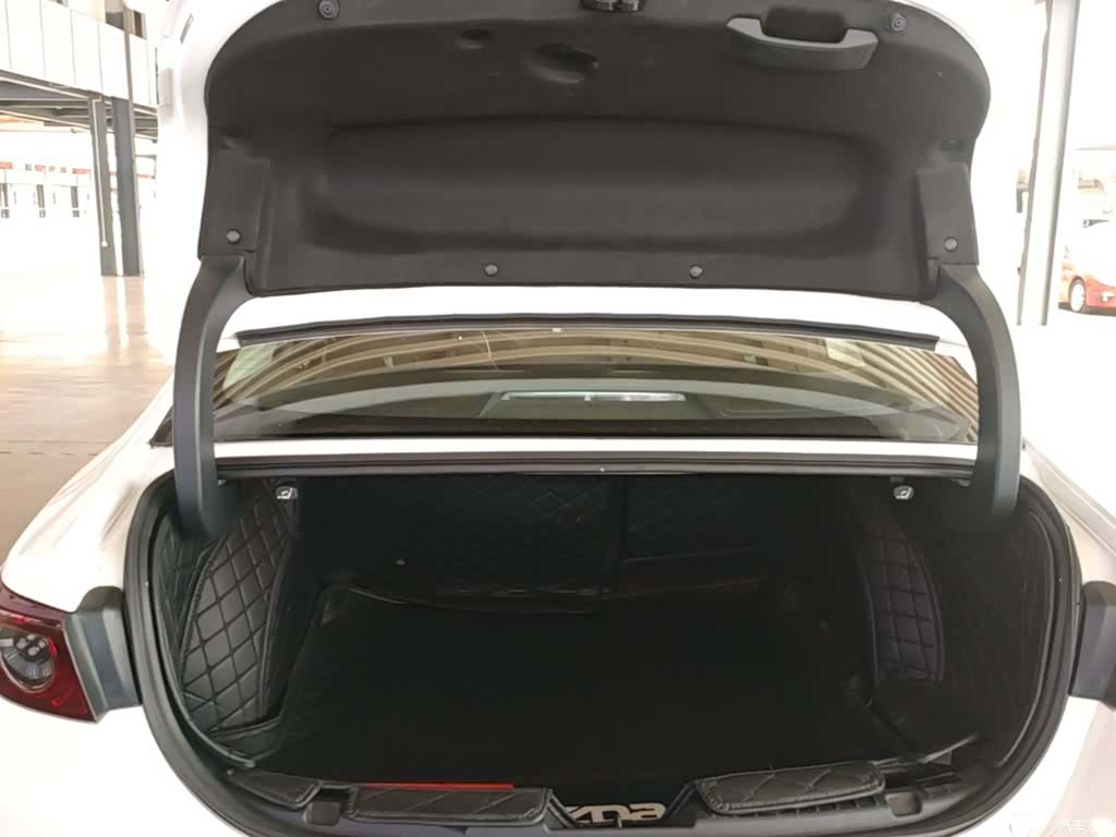 Mazda Mazda3, 2021 19