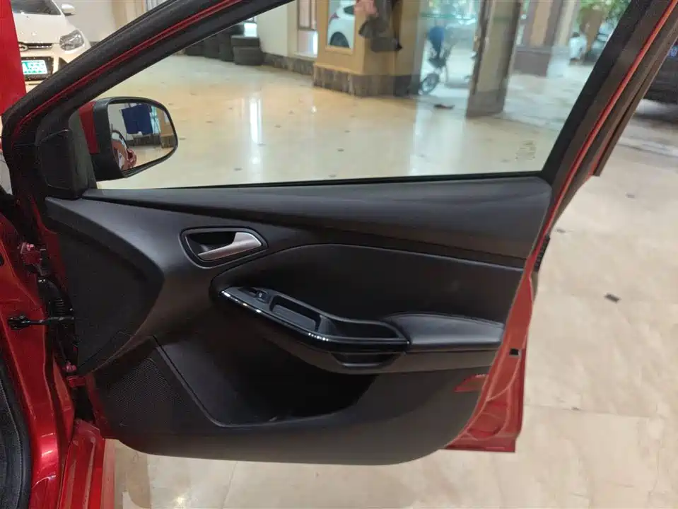 Ford Fox