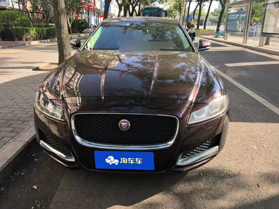 Jaguar XFL