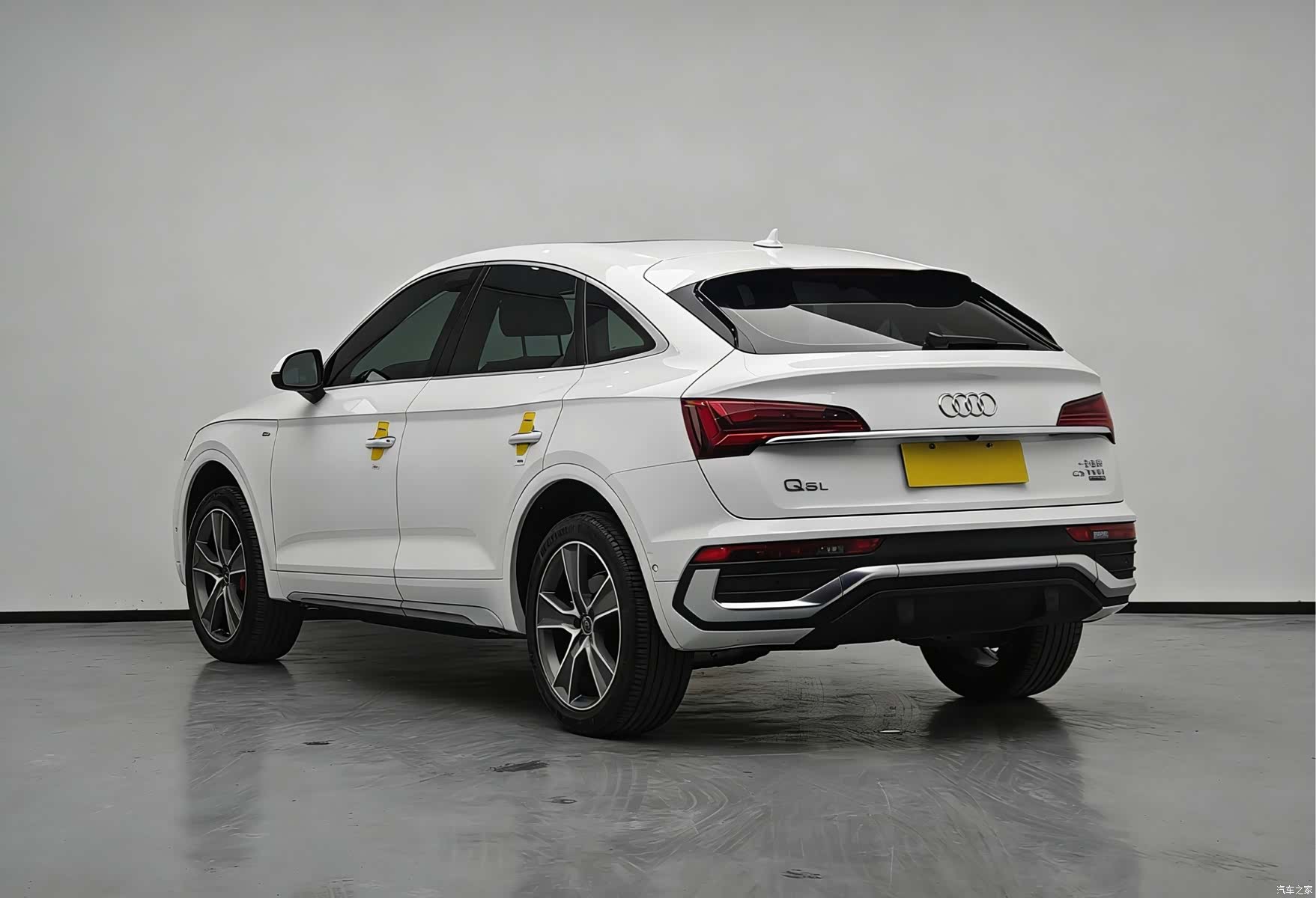 Audi Q5L, 2022 4
