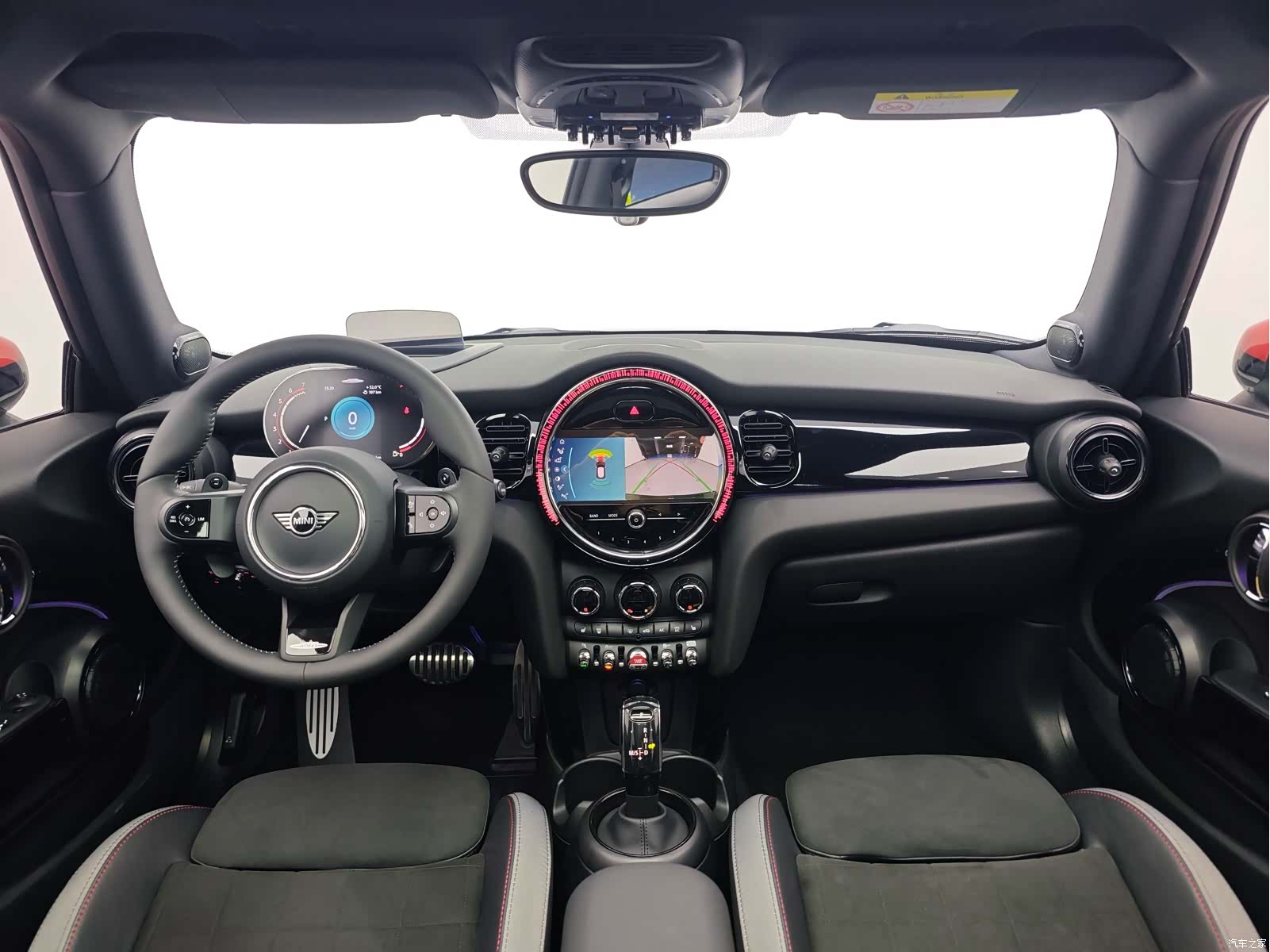 Mini Cooper, 2023 12