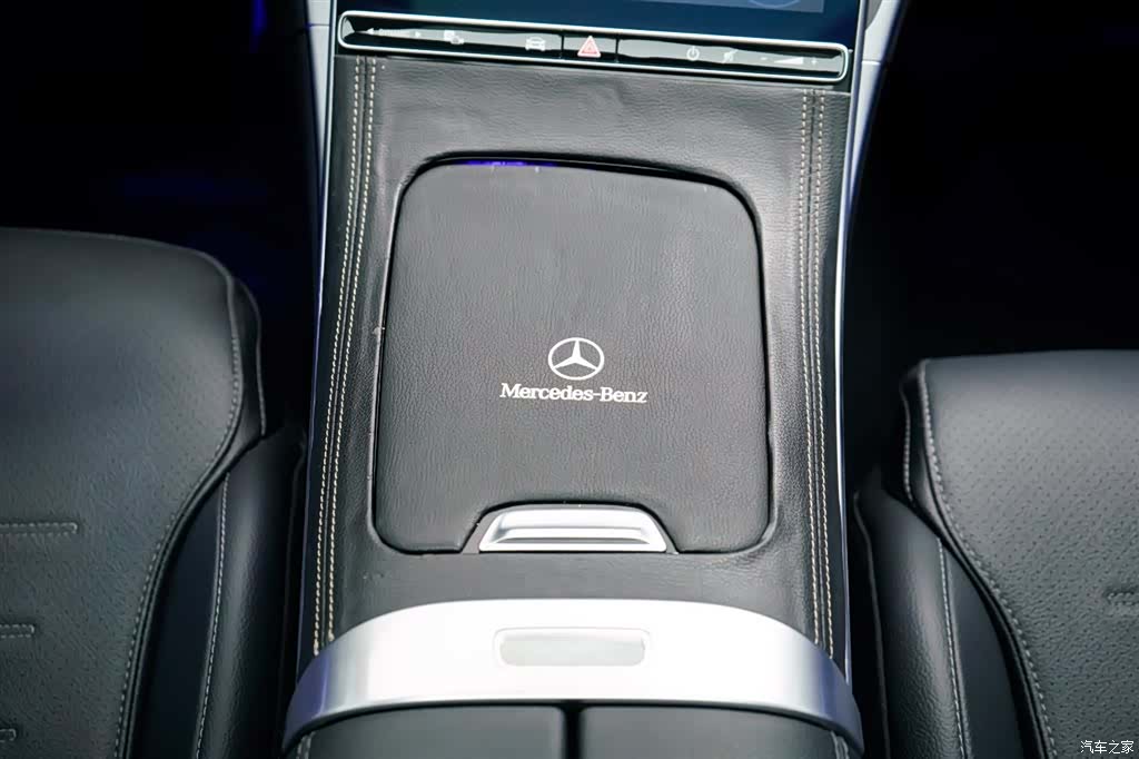 Mercedes-Benz C-Class, 2023 22