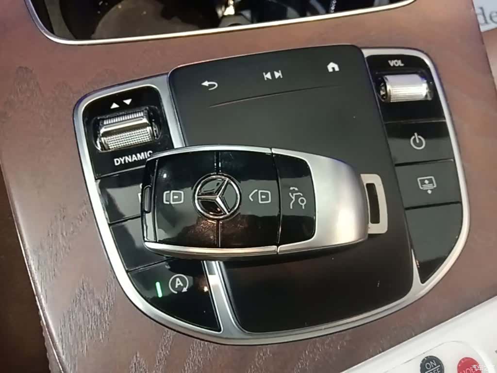 Mercedes-Benz E-Class, 2022 9