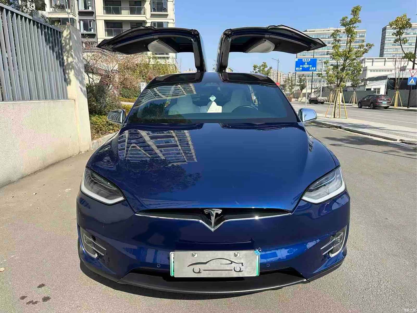Tesla Model X, 2018 1
