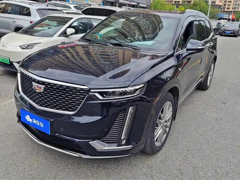 Cadillac XT6