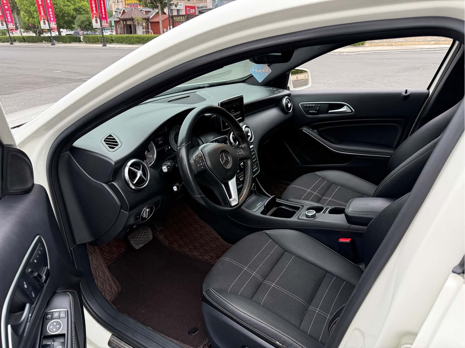 Mercedes-Benz A-Class, 2014 все фото