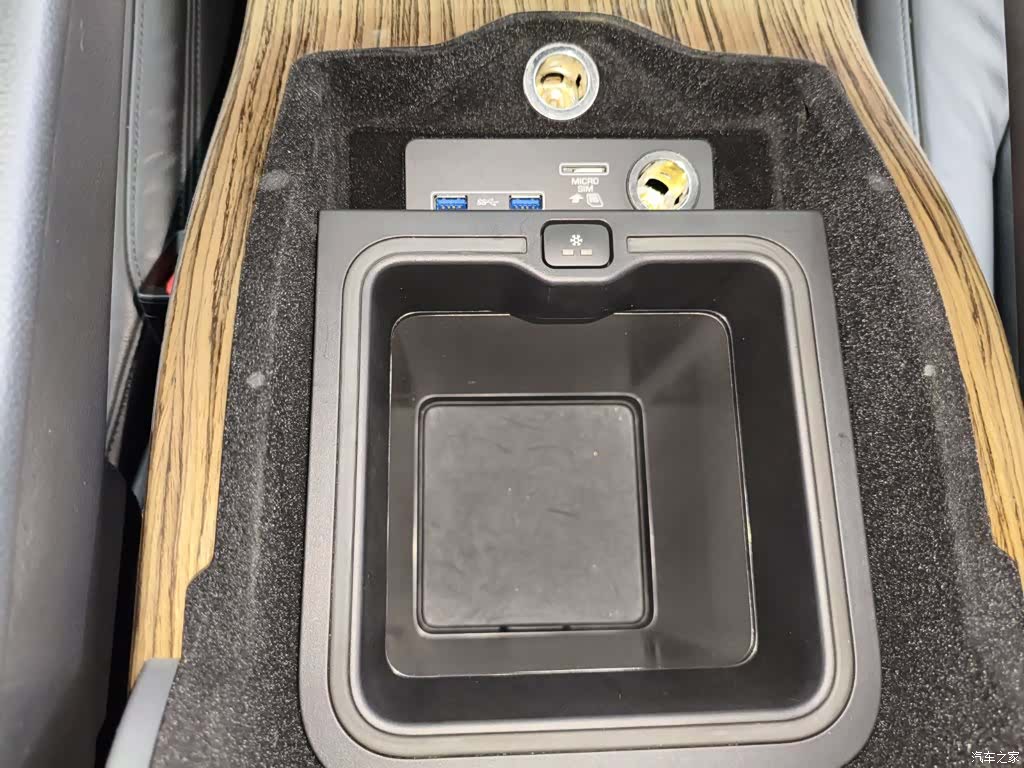 Land Rover Range Rover, 2019 12