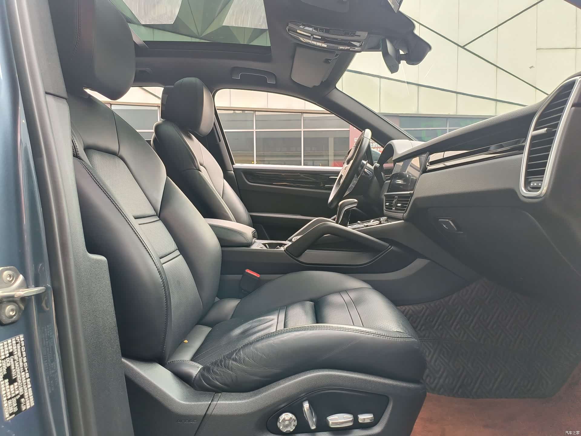 Porsche Cayenne, 2019 9