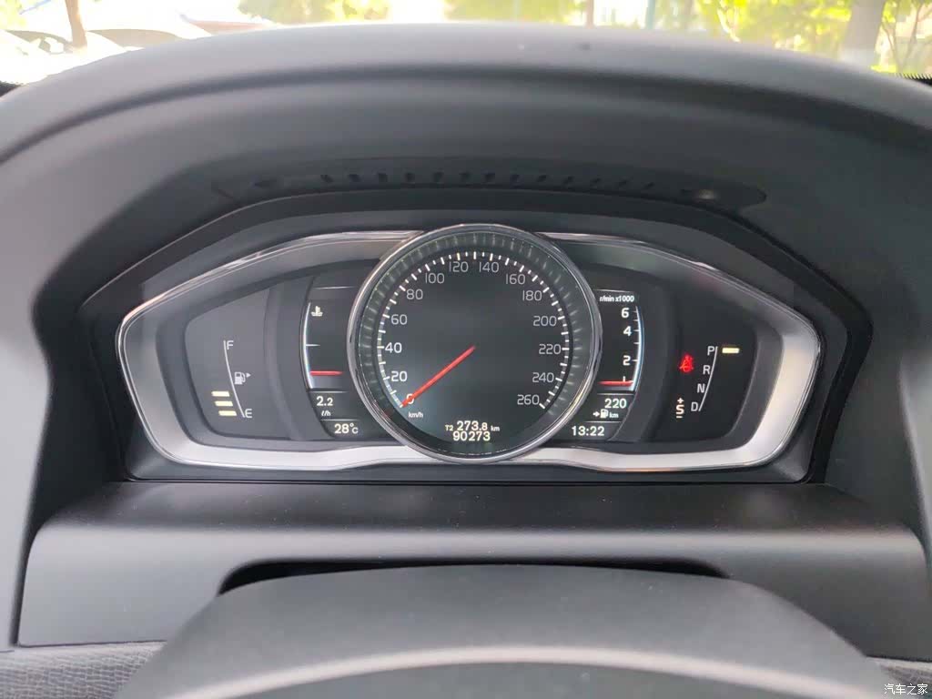 Volvo XC60, 2016 4