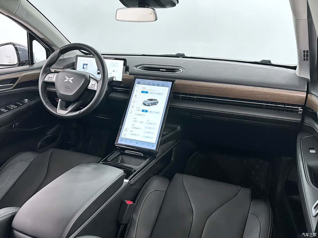 Xpeng P5, 2022 12