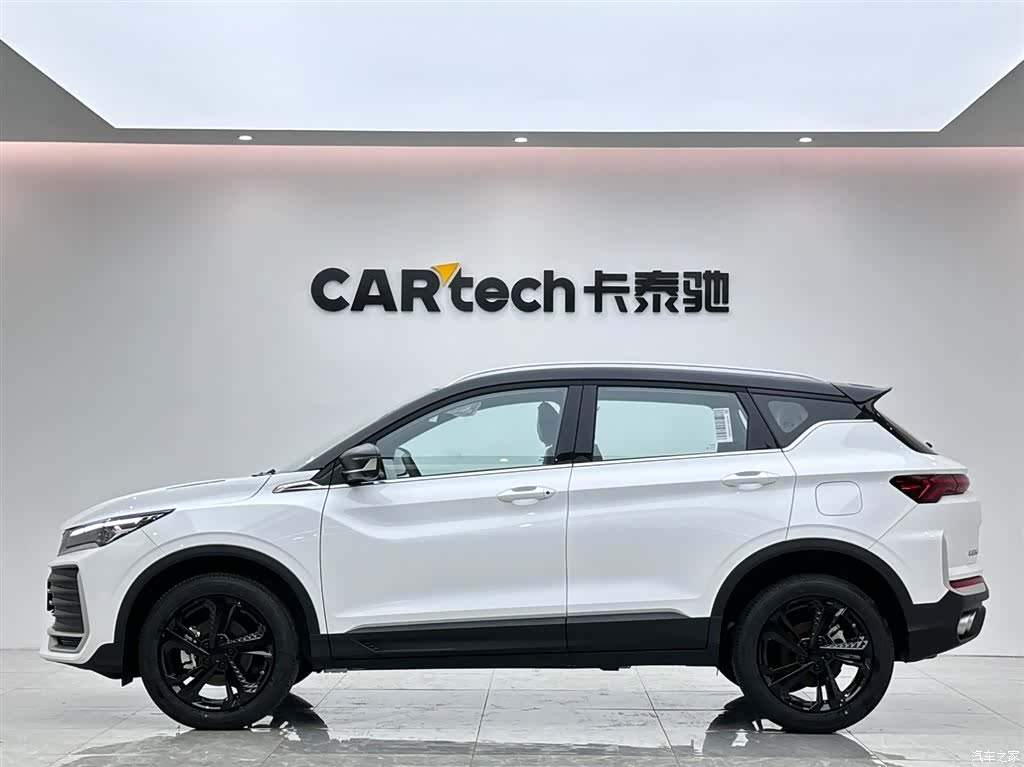 Geely Coolray, 2025 2