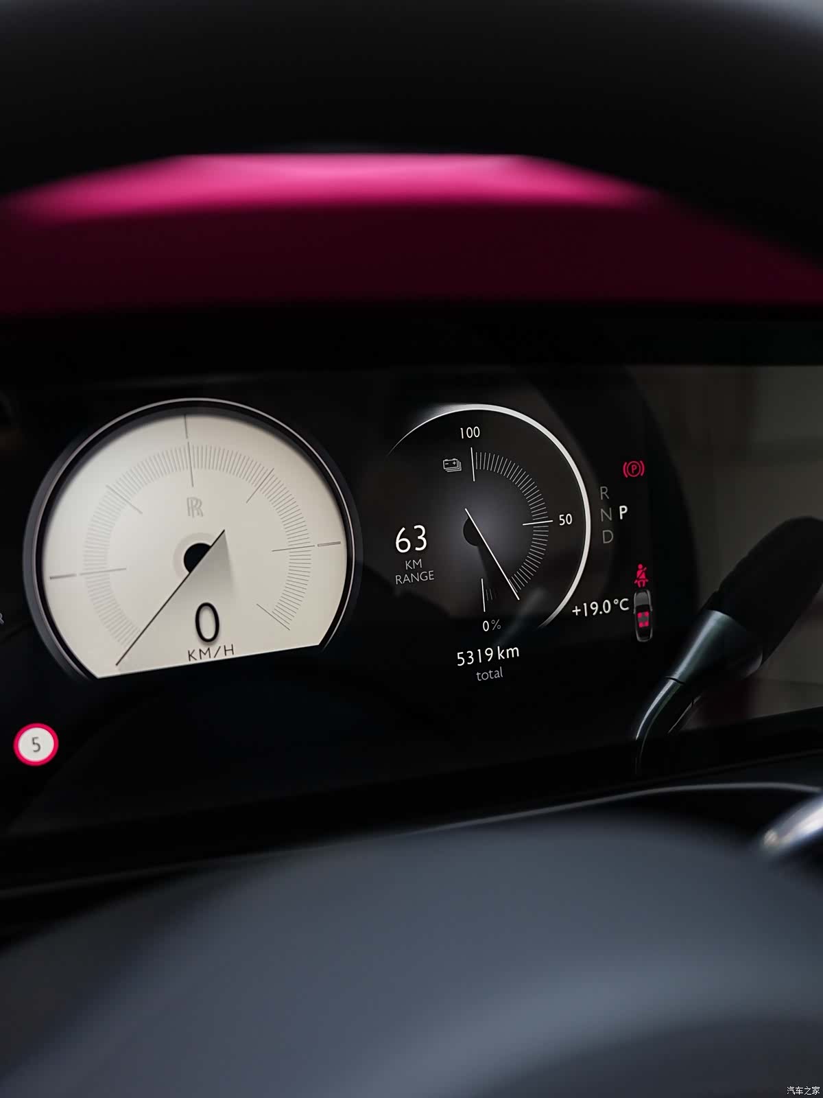 Rolls-Royce Spectre, 2025 20
