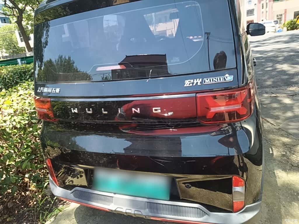 Wuling MINIEV, 2022 6