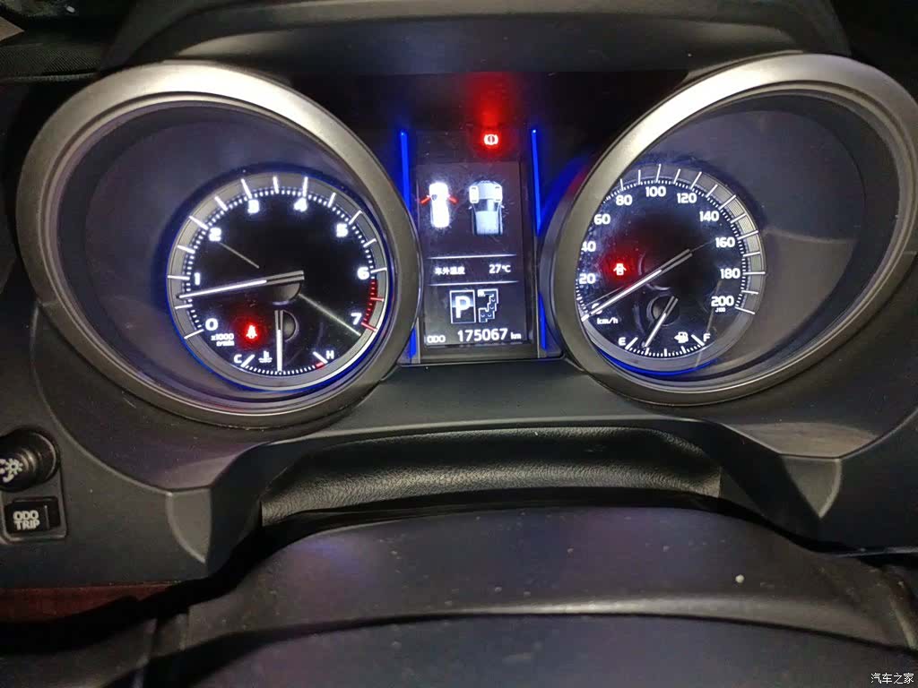 Toyota Prado, 2017 13