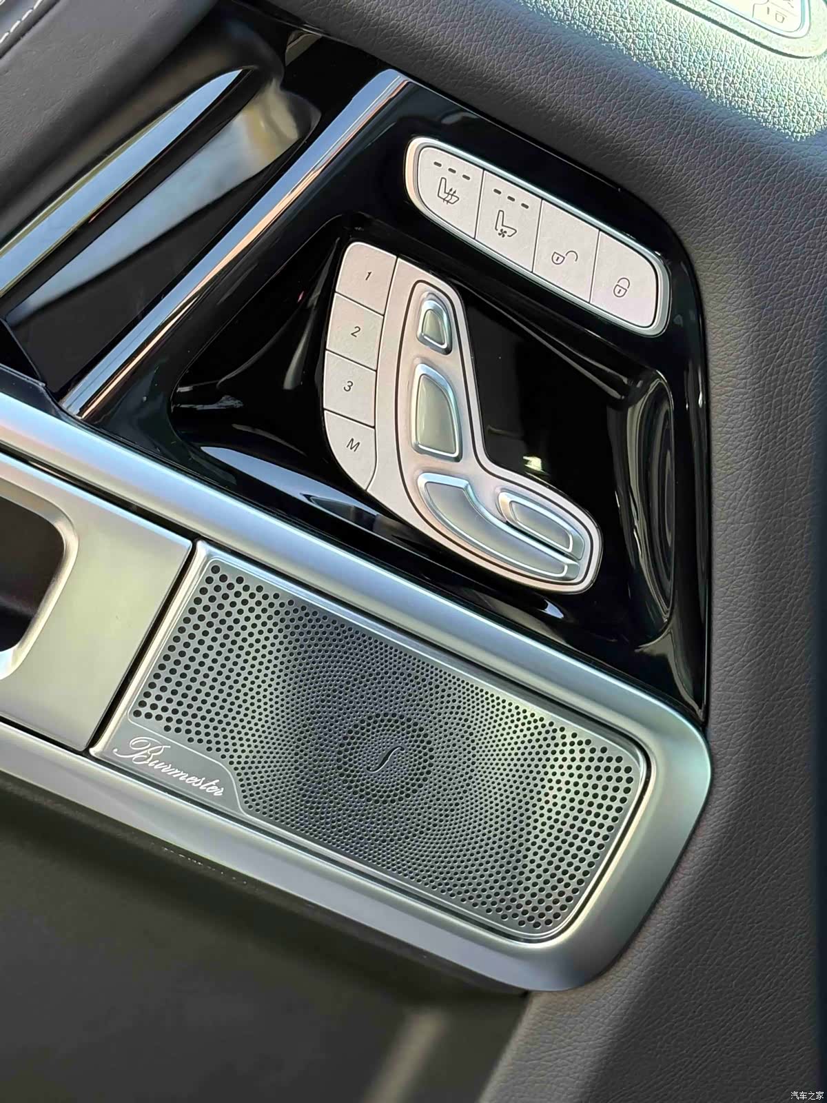 Mercedes-Benz G-Class, 2023 18