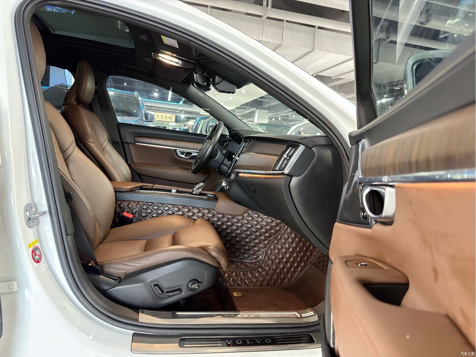 Volvo S90, 2022 11