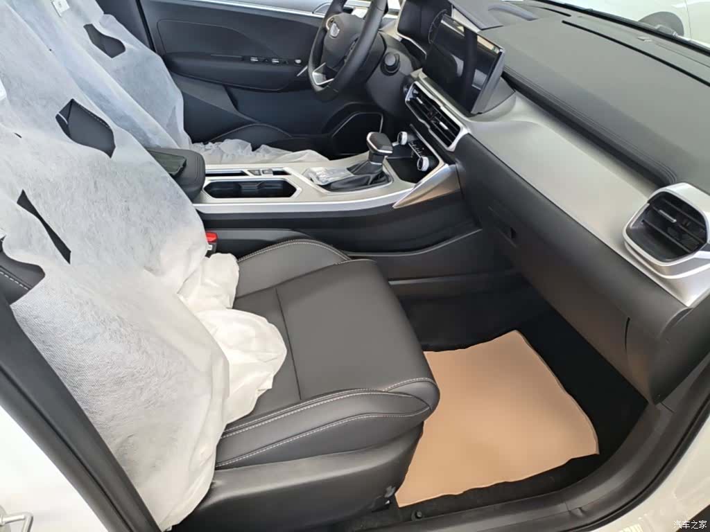 Geely Coolray, 2026 25