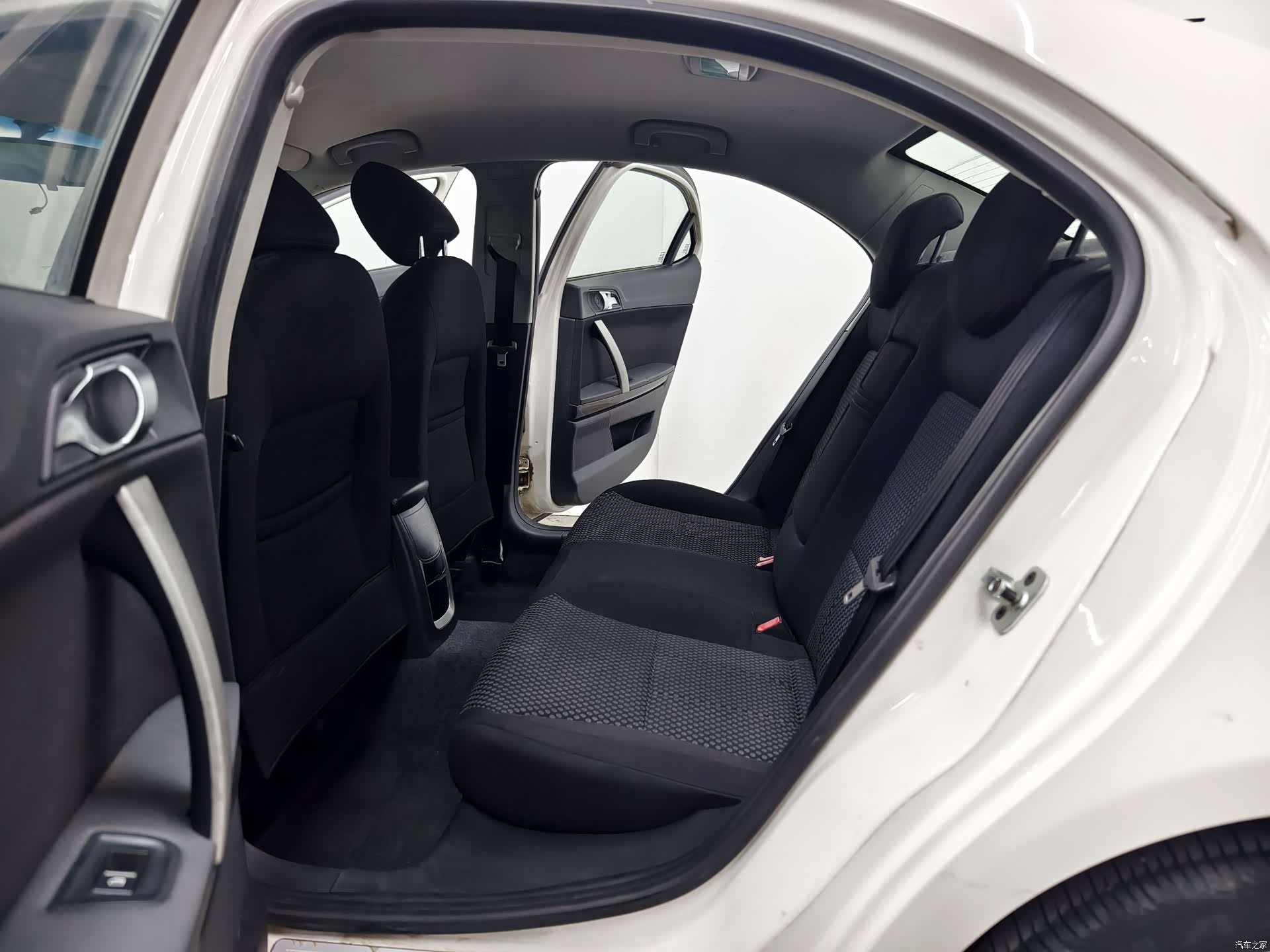 Roewe 550, 2016 12