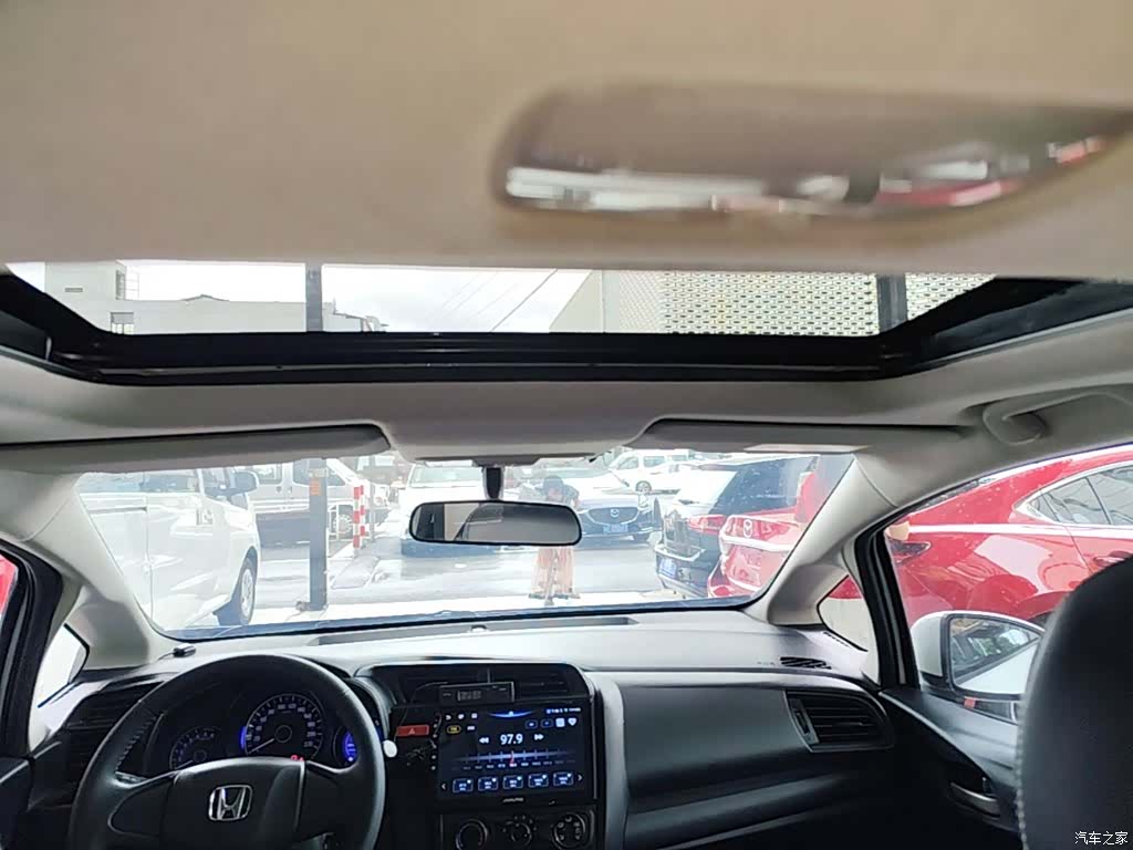Honda Fit, 2016 18