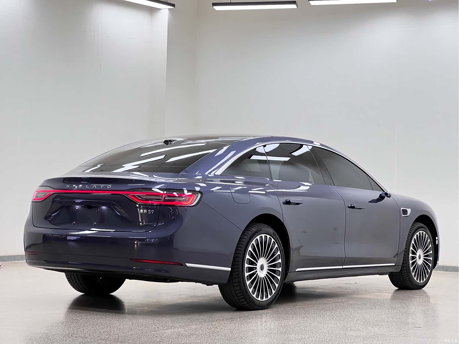 Stelato S9, 2025 7