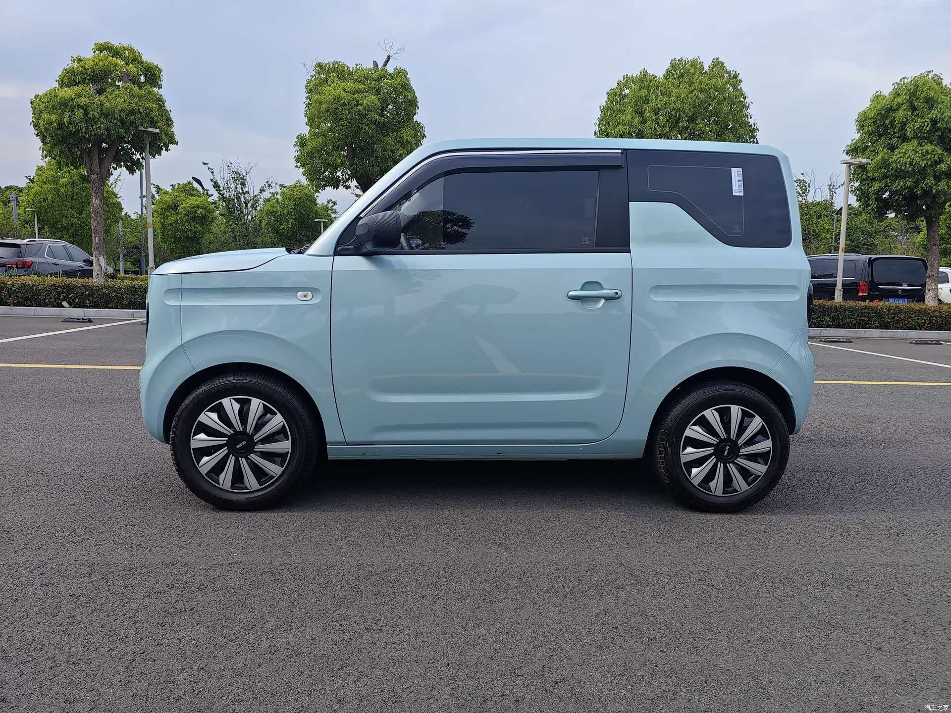 Geely Panda, 2025 4