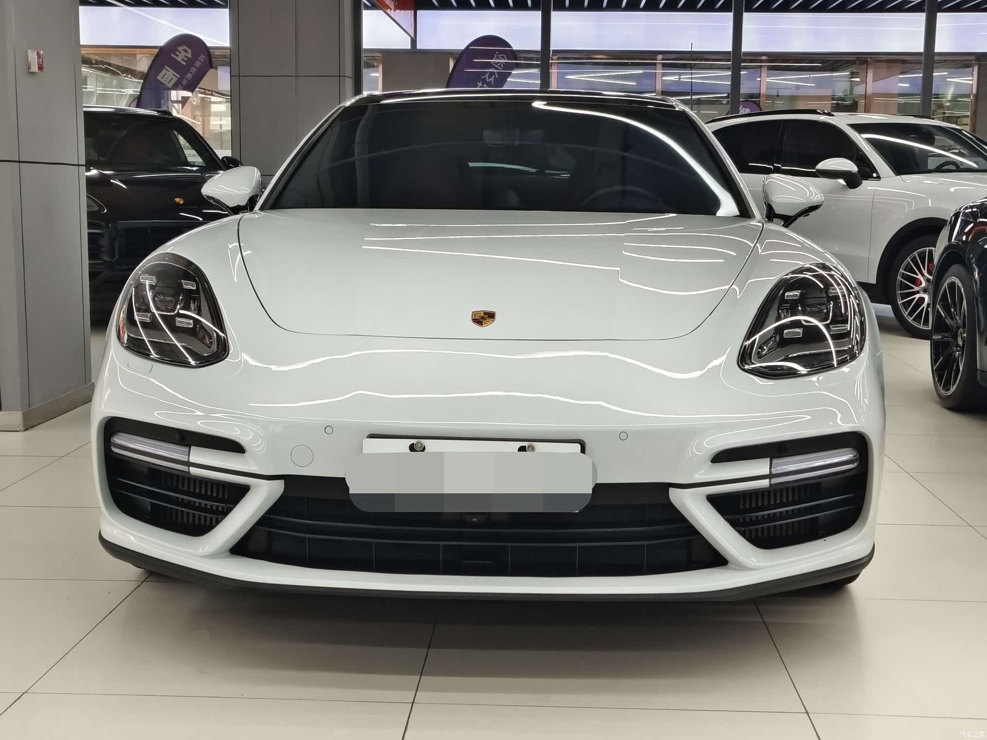 Porsche Panamera, 2018 2