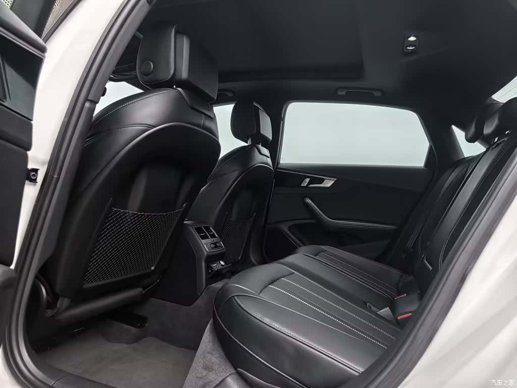 Audi A4L, 2025 8