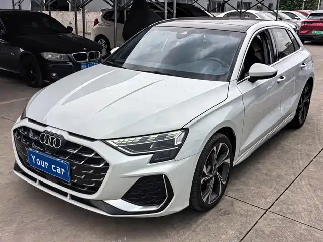 Audi A3 2025 — купить из Китая под заказ