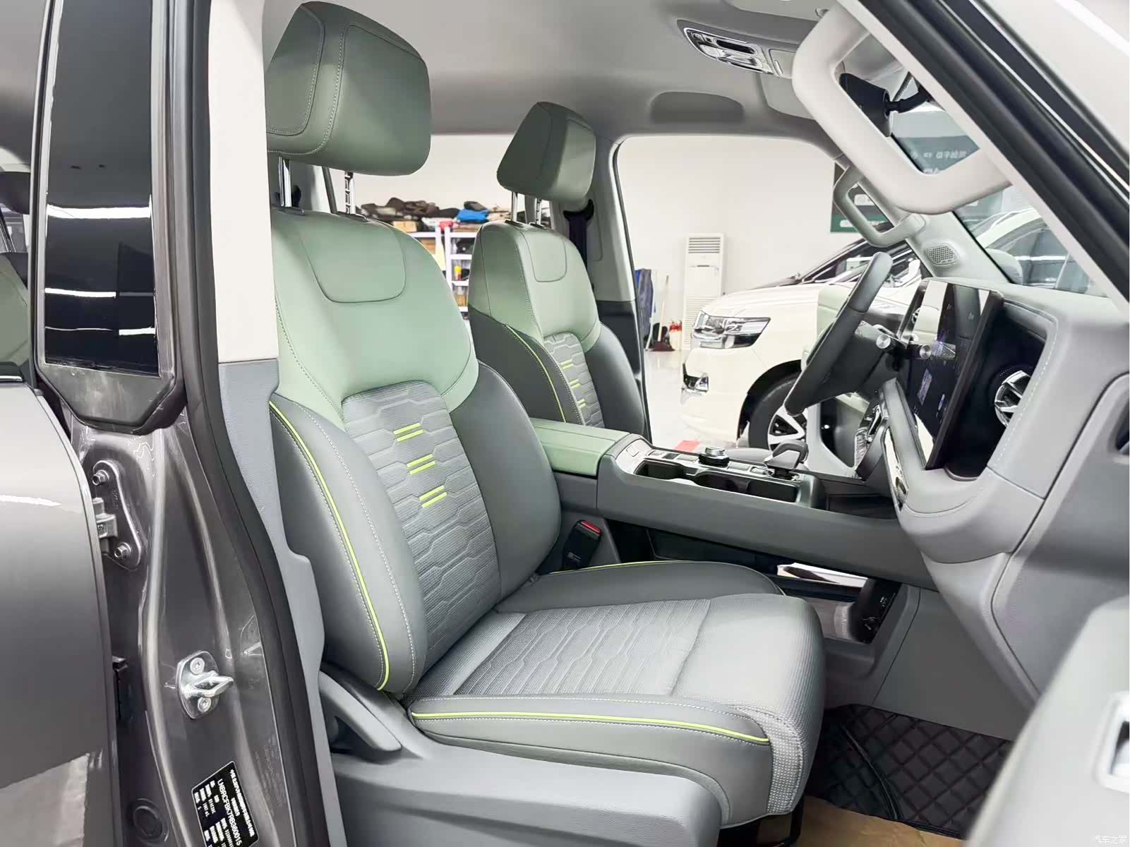BAIC BJ40, 2024 15