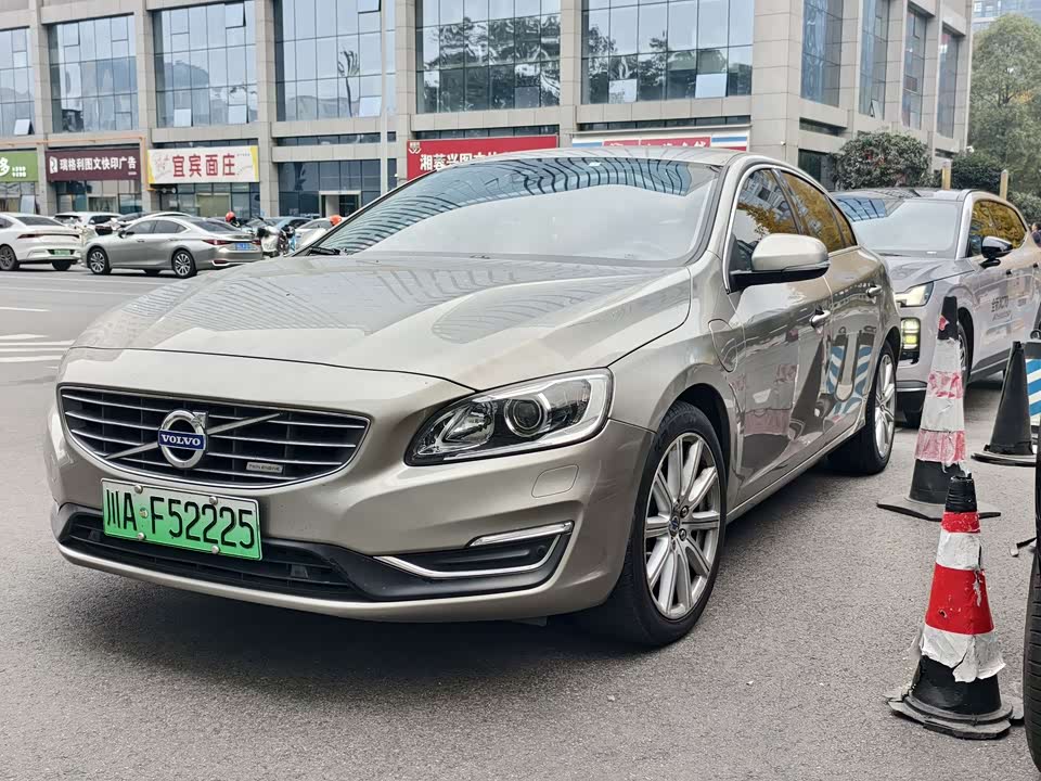 Volvo S60