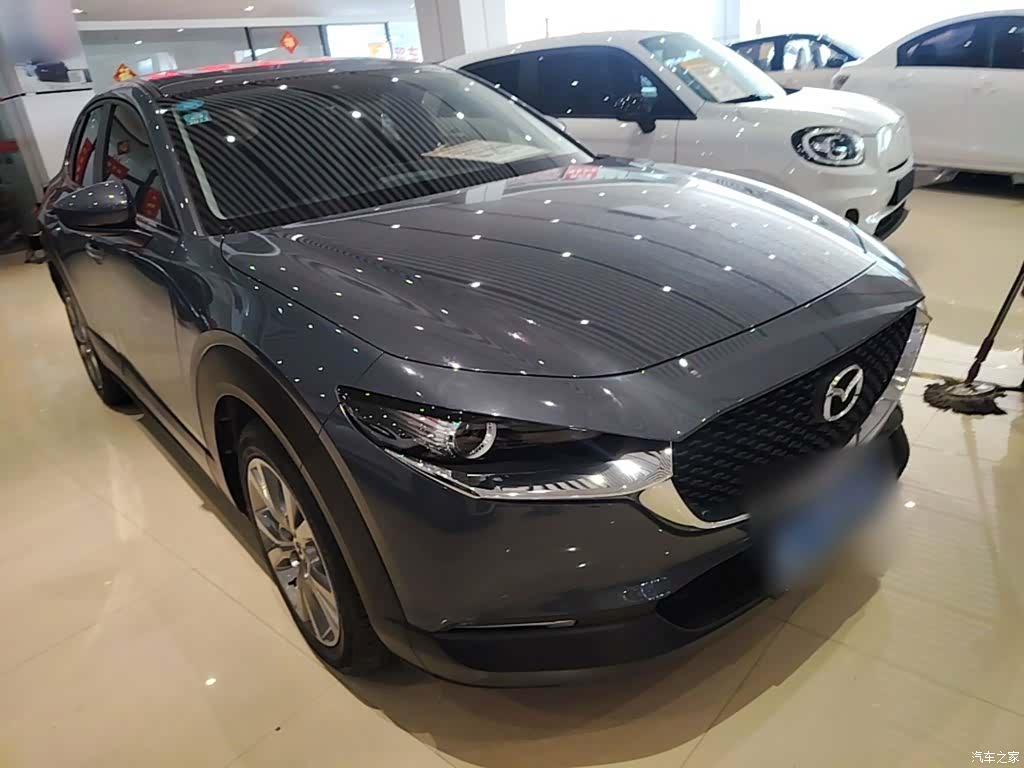 Mazda CX-30, 2020 4