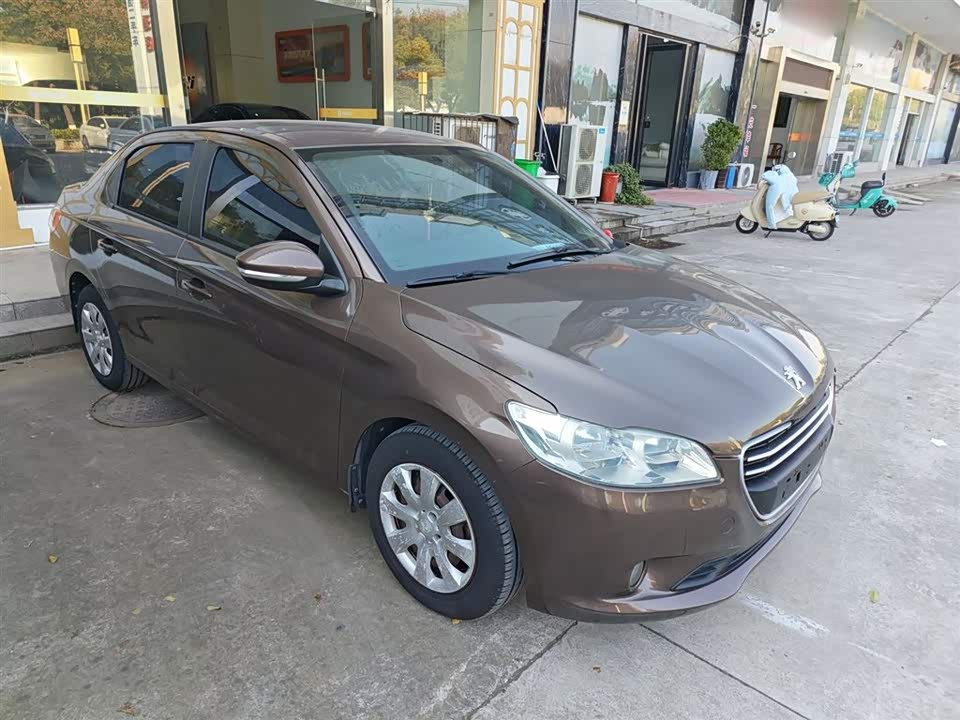 Peugeot 301