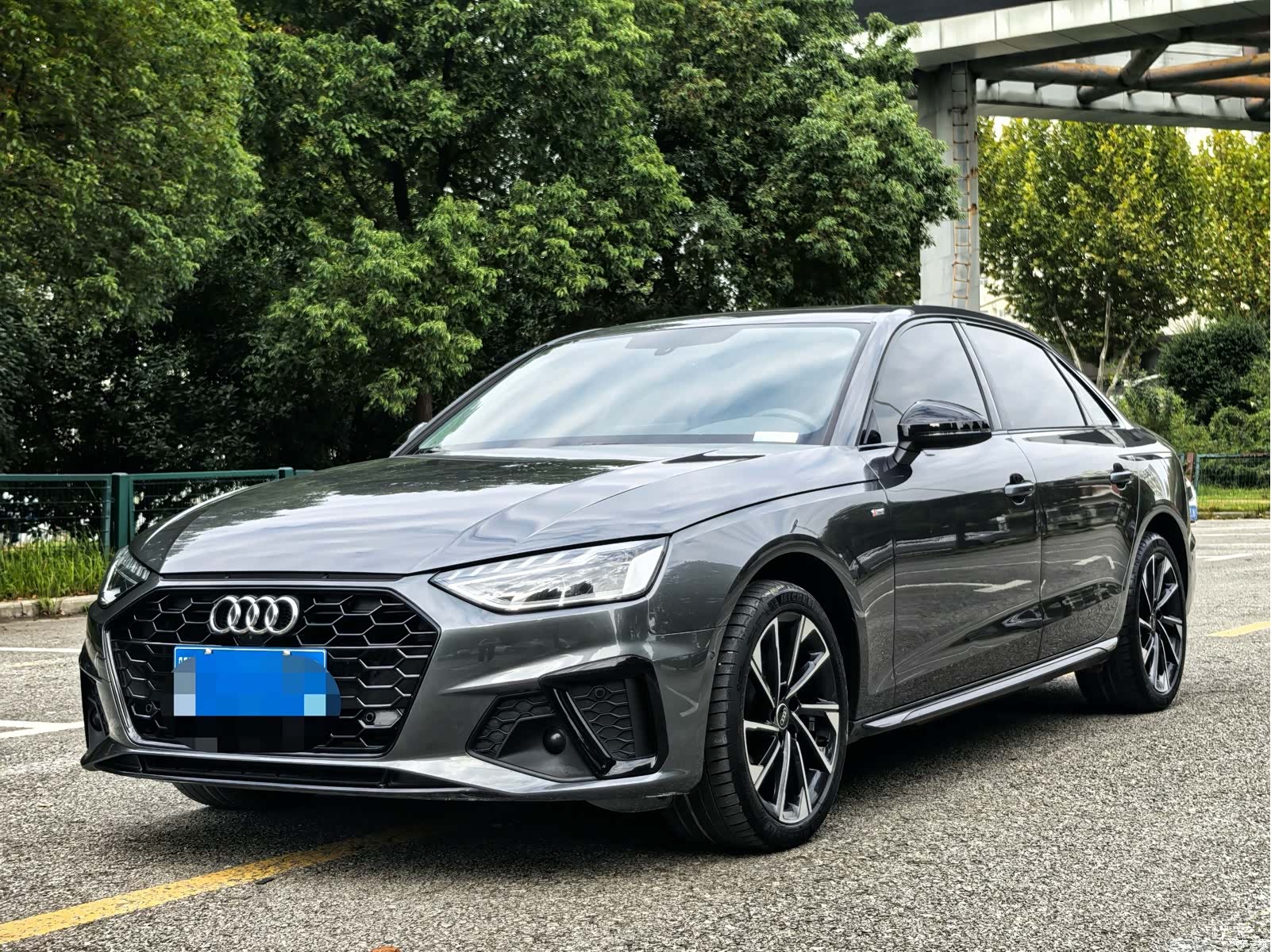Audi A4L, 2021 1